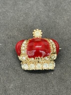 Vintage Signed Ciner Red Enamel Crown Royal Rhinestone Brooch Pin